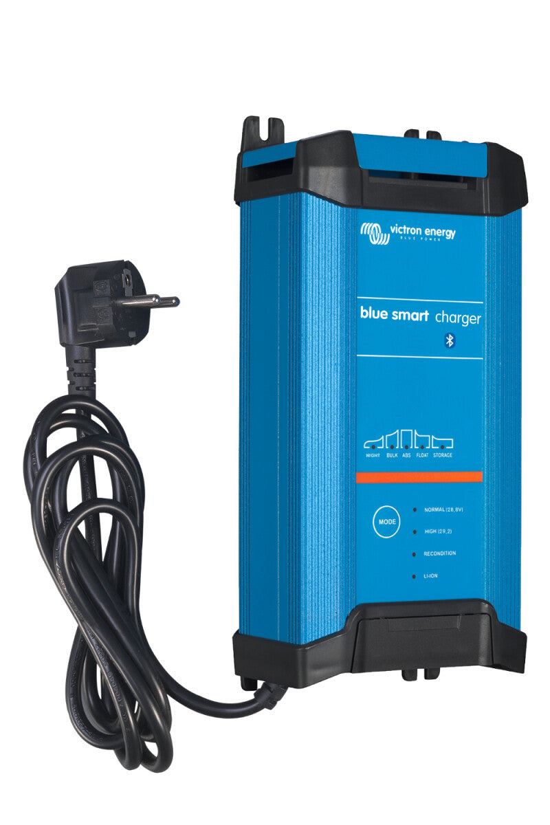 Victron Blue Smart IP22 Batterieladegerät Bluetooth 24/8 1 Ausgang